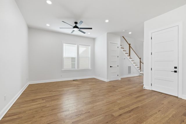 2312 18th Ave, N, Nashville, TN 37208