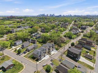 2312 18th Ave, N, Nashville, TN 37208