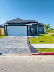 2317 N Woody Street, Edinburg, TX 78541