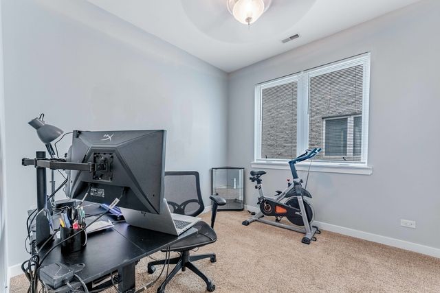 7930 W Grand Avenue 3W, Elmwood Park, IL 60707
