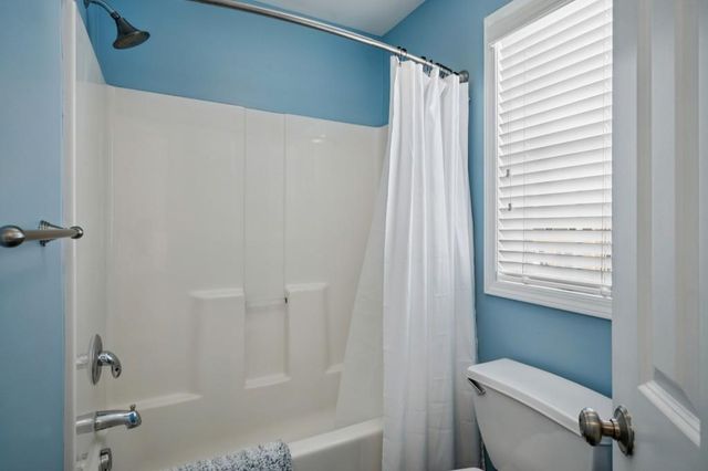 112 Keswick Manor Drive, Tyrone, GA 30290