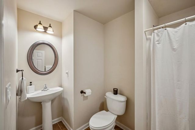 112 Keswick Manor Drive, Tyrone, GA 30290