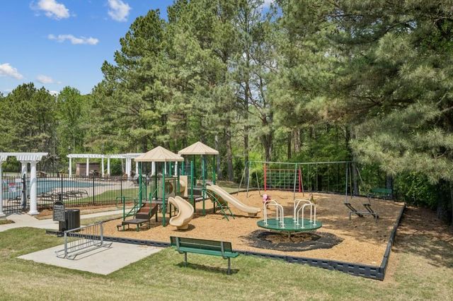 112 Keswick Manor Drive, Tyrone, GA 30290