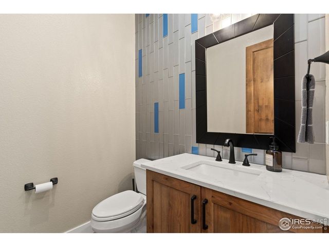 3324 Fox Crossing Pl, Loveland, CO 80537