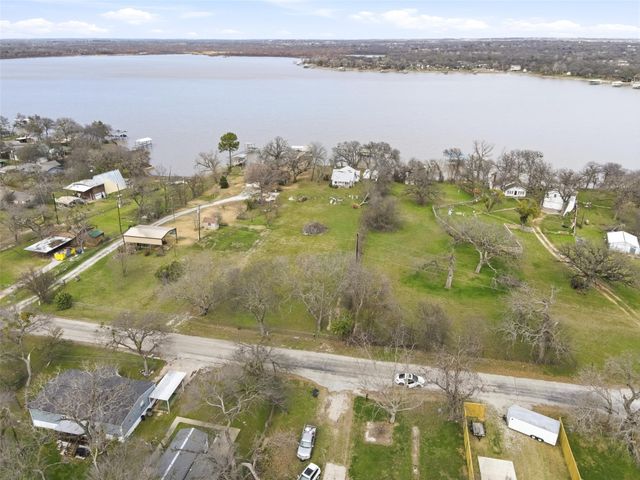 7000 Briar Road, Azle, TX 76020