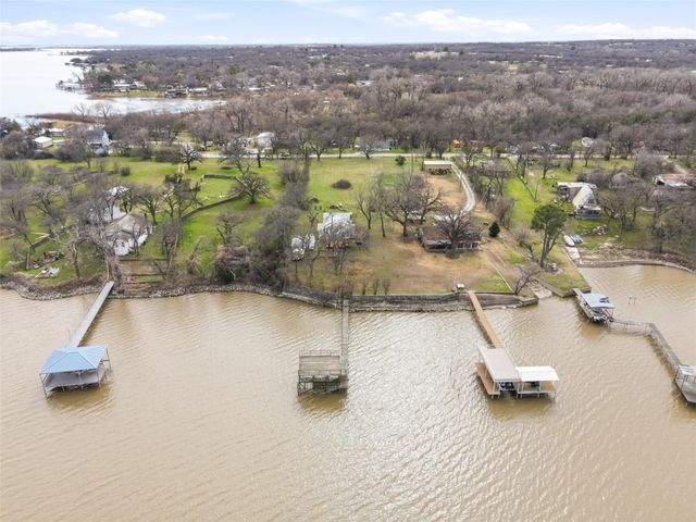 7000 Briar Road, Azle, TX 76020