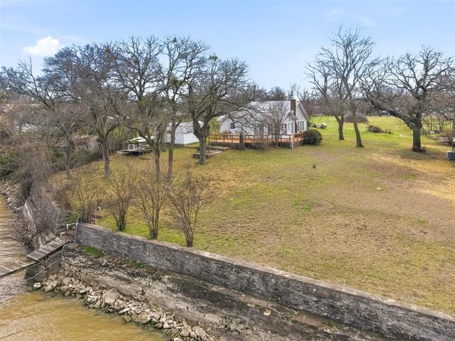 7000 Briar Road, Azle, TX 76020