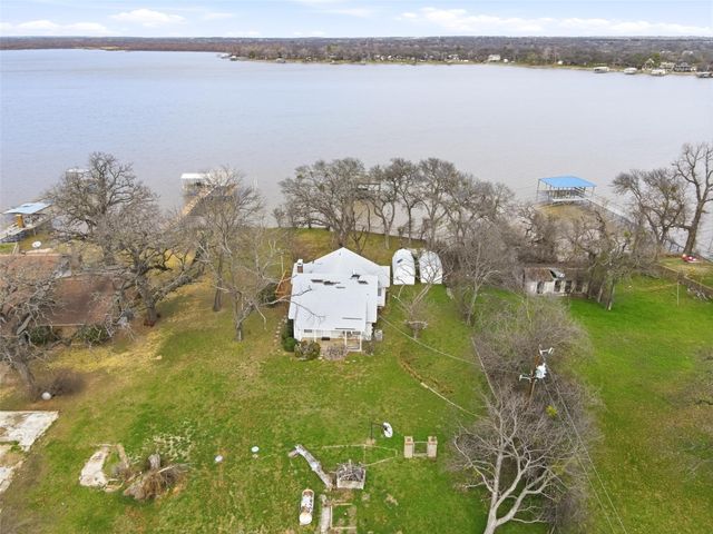 7000 Briar Road, Azle, TX 76020