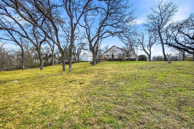 7000 Briar Road, Azle, TX 76020