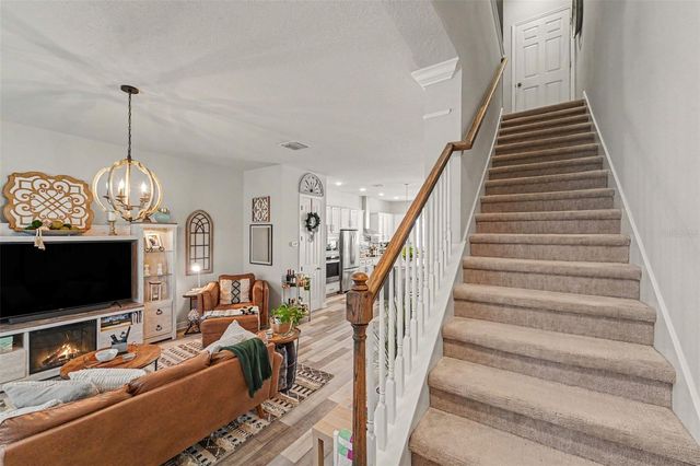 9567 CAVENDISH DRIVE, Tampa, FL 33626