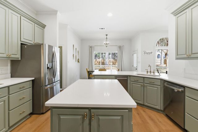 18 Tuckahoe, Hattiesburg, MS 39402