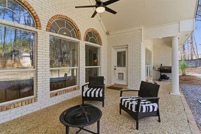 18 Tuckahoe, Hattiesburg, MS 39402