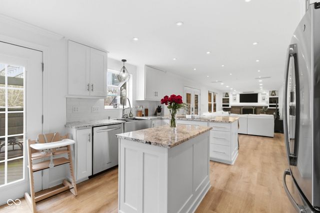 11324 Wood Creek Drive, Carmel, IN 46033