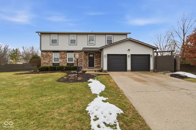 11324 Wood Creek Drive, Carmel, IN 46033