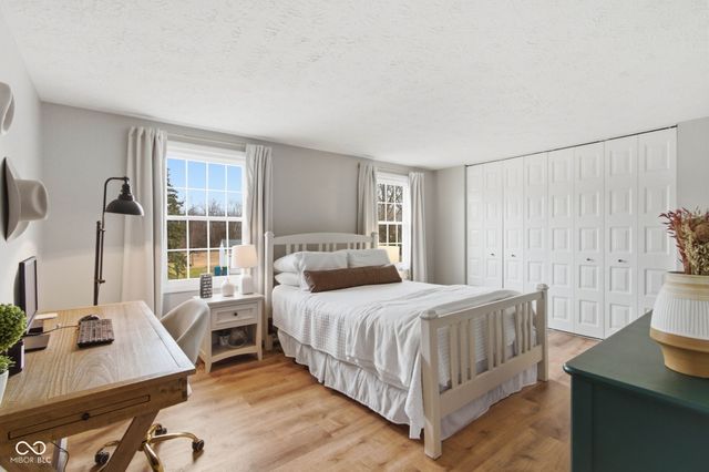 11324 Wood Creek Drive, Carmel, IN 46033