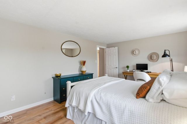 11324 Wood Creek Drive, Carmel, IN 46033