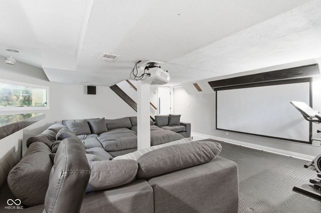 11324 Wood Creek Drive, Carmel, IN 46033