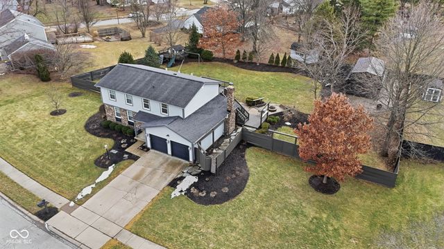 11324 Wood Creek Drive, Carmel, IN 46033