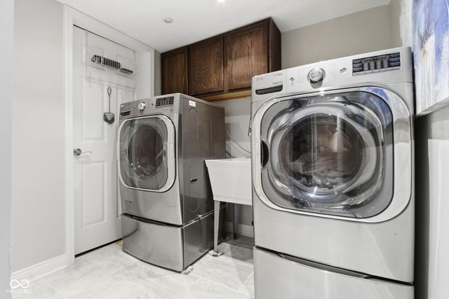 11324 Wood Creek Drive, Carmel, IN 46033