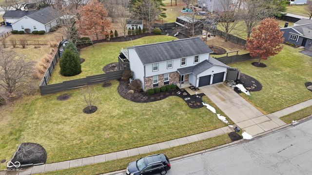 11324 Wood Creek Drive, Carmel, IN 46033