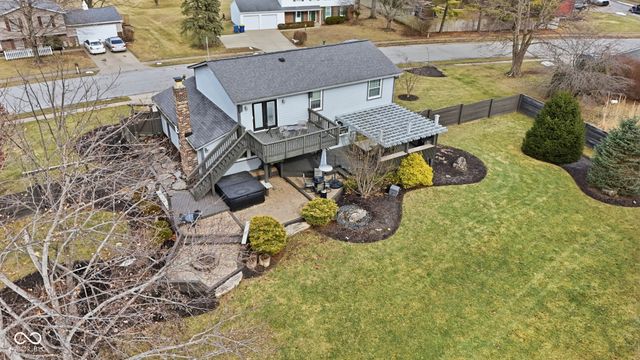 11324 Wood Creek Drive, Carmel, IN 46033