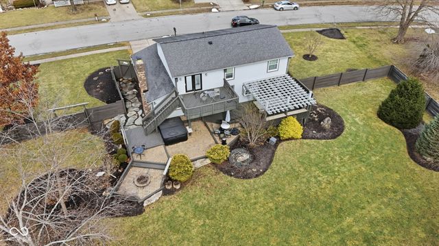 11324 Wood Creek Drive, Carmel, IN 46033