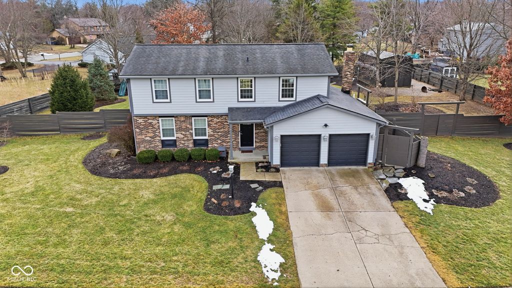 11324 Wood Creek Drive, Carmel, IN 46033