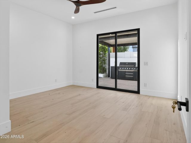 8436 E Rosewood Lane, Scottsdale, AZ 85251