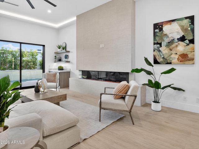 8436 E Rosewood Lane, Scottsdale, AZ 85251