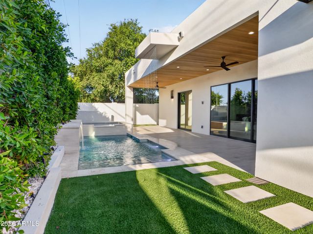 8436 E Rosewood Lane, Scottsdale, AZ 85251