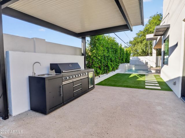 8436 E Rosewood Lane, Scottsdale, AZ 85251