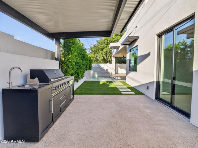 8436 E Rosewood Lane, Scottsdale, AZ 85251