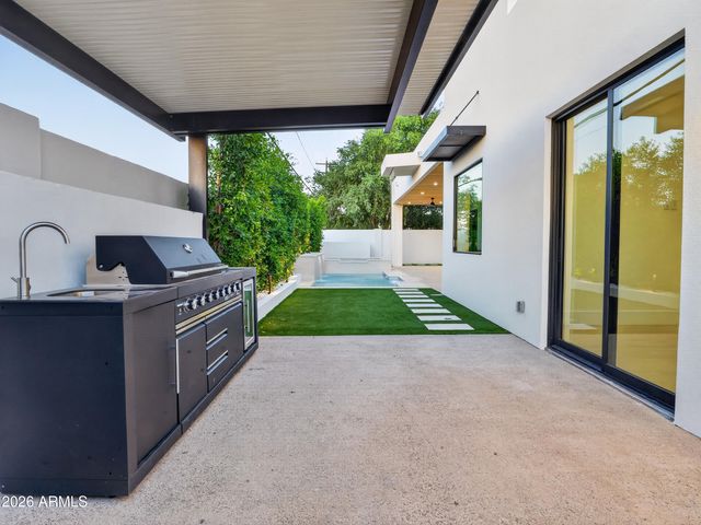 8436 E Rosewood Lane, Scottsdale, AZ 85251