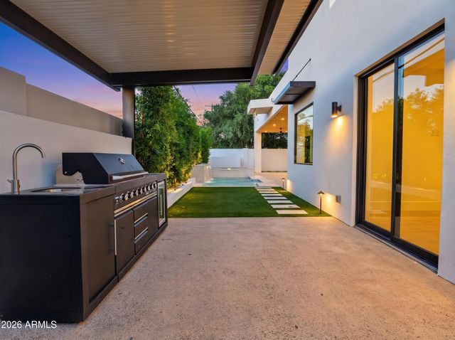8436 E Rosewood Lane, Scottsdale, AZ 85251