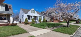 6014 Laverne Avenue, Parma, OH 44129