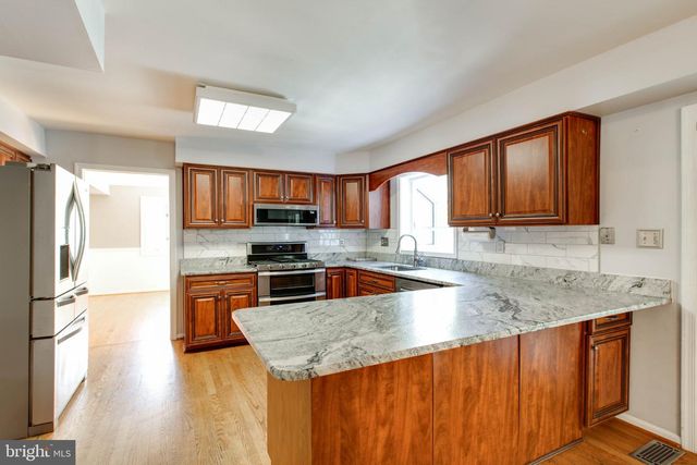9717 CYPRESSMEDE DR, Ellicott City, MD 21042