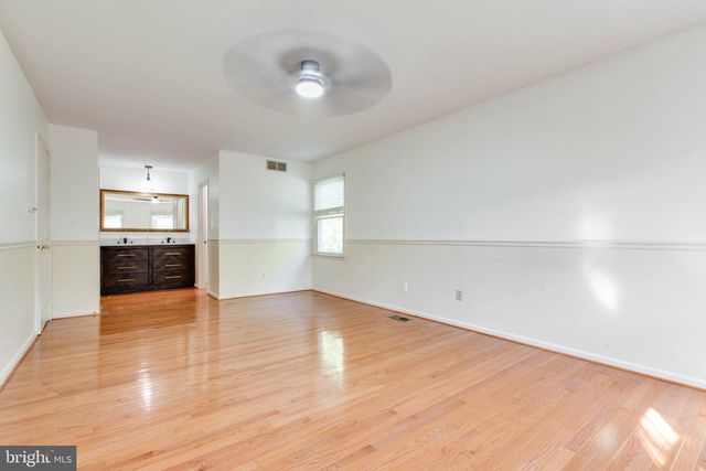 9717 CYPRESSMEDE DR, Ellicott City, MD 21042