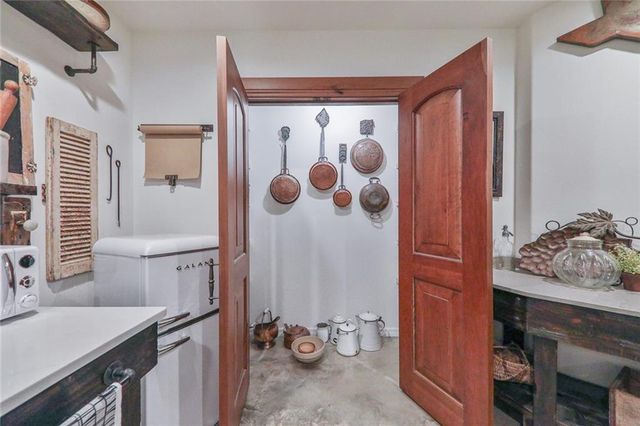 3620 CR 3920 Road, Independence, KS 67301