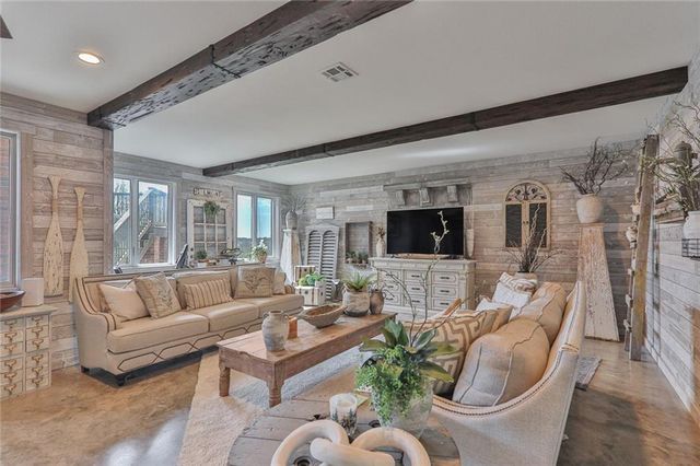 3620 CR 3920 Road, Independence, KS 67301