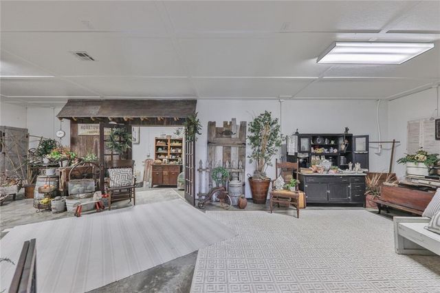 3620 CR 3920 Road, Independence, KS 67301