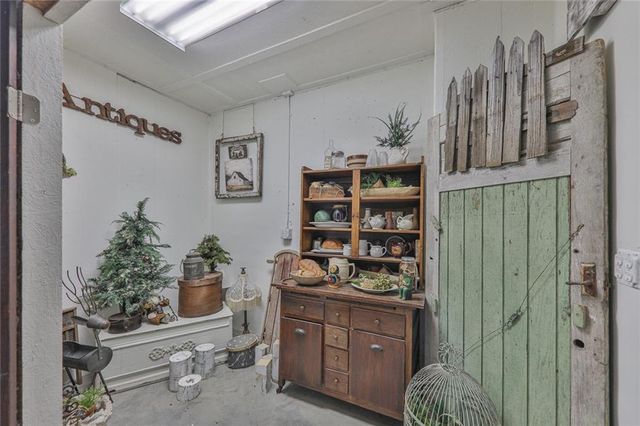 3620 CR 3920 Road, Independence, KS 67301