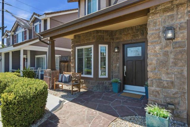 930 Rose Arbor Drive, San Marcos, CA 92078
