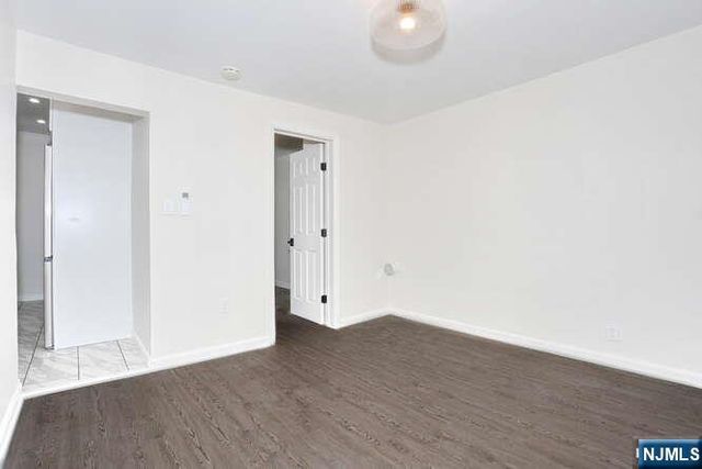 31 Rea Avenue Cottage, Midland Park, NJ 07432