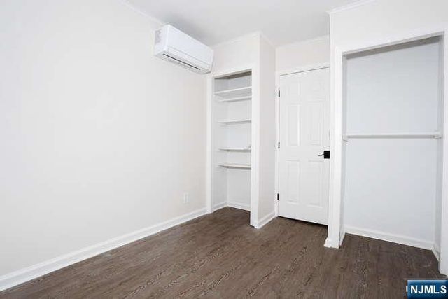 31 Rea Avenue Cottage, Midland Park, NJ 07432