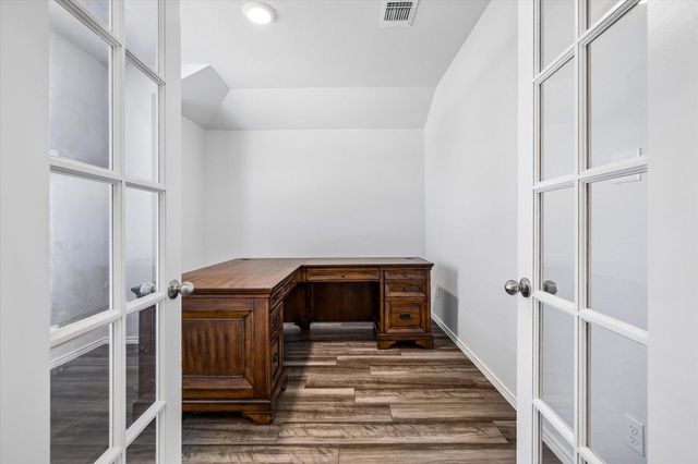 168 Onna ST, Taylor, TX 76574