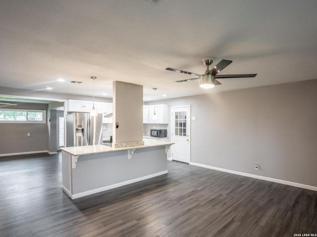 158 HATCHER AVE, San Antonio, TX 78223