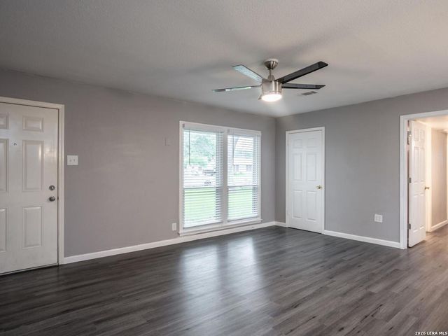 158 HATCHER AVE, San Antonio, TX 78223