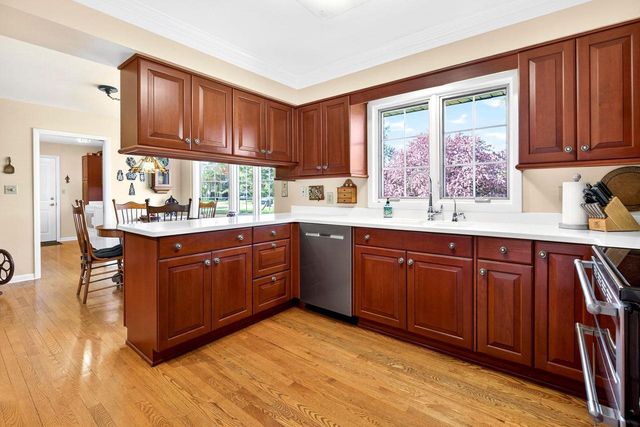 3115 WESTFIELD, Neenah, WI 54956