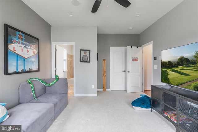 42018 MILL QUARTER PL, Ashburn, VA 20148