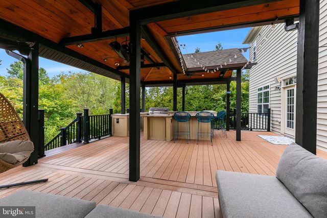 42018 MILL QUARTER PL, Ashburn, VA 20148